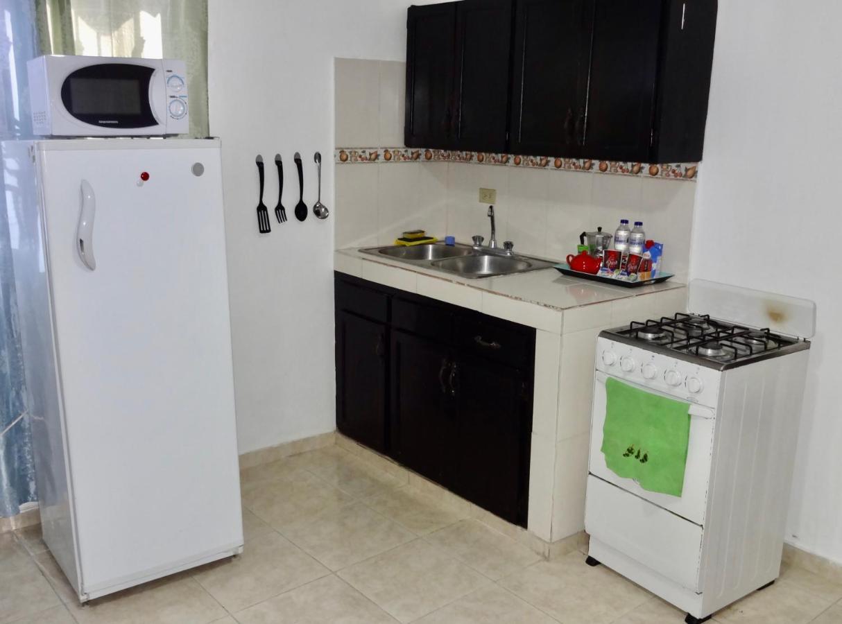 Posada El Sol, Home Near Airport Sdq بوكا شيكا المظهر الخارجي الصورة