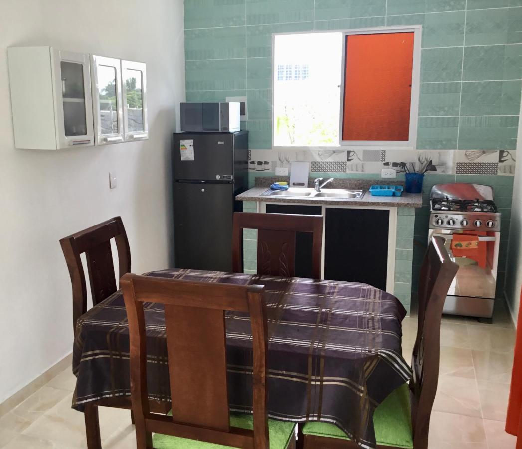 Posada El Sol, Home Near Airport Sdq بوكا شيكا المظهر الخارجي الصورة